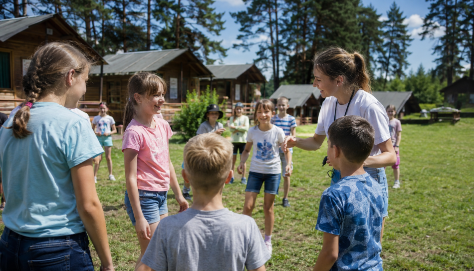 Как выбрать детский лагерь: советы для родителей перед летом